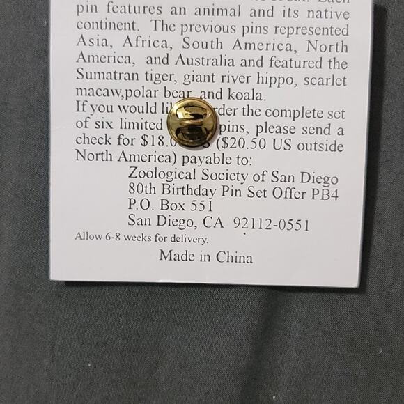 Vtg 1996 San Diego Zoo 80th Anniversary Reindeer Lapel Pin - Picture 3 of 3